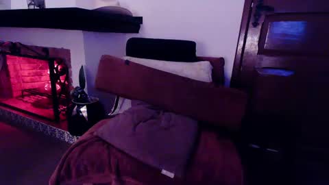 Snapshot of badhombremx chatting on 20, 7, 2026 Mexican livin Off the Wall online show from 20, 7, 2026
