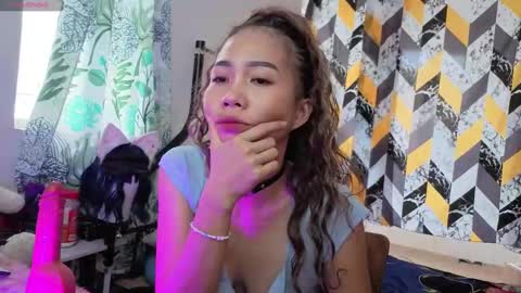 Snapshot of badlilbambi chatting on 14, 9, 2025 badlilbambi online show from 14, 9, 2025