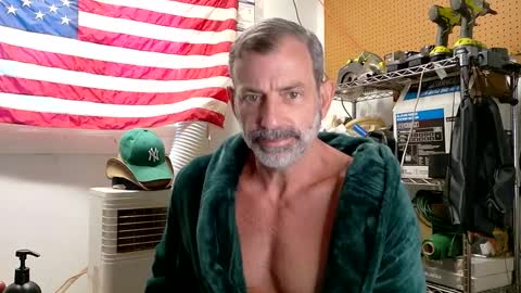 Snapshot of badnightwolf chatting on 19, 9, 2025 Silver online show from 19, 9, 2025