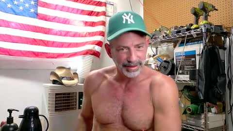 Snapshot of badnightwolf chatting on 7, 10, 2025 Silver online show from 7, 10, 2025