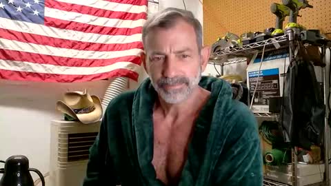 Snapshot of badnightwolf chatting on 10, 10, 2025 Silver online show from 10, 10, 2025