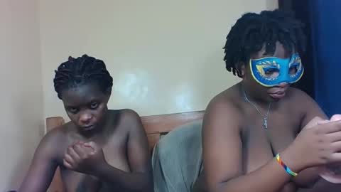 bads_girles online show from 20, 12, 2025