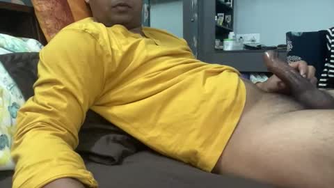 Snapshot of badsins13 chatting on 2, 12, 2025 badsins13 online show from 2, 12, 2025