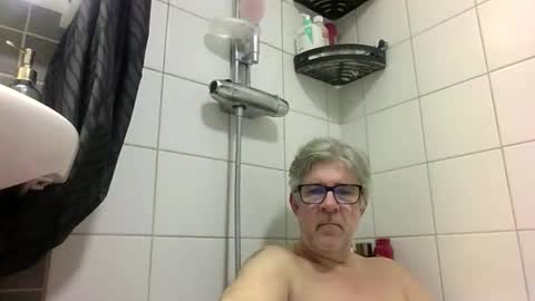 baggelina75 online show from 6, 4, 2026