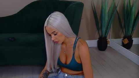 Snapshot of bailey_rush chatting on 11, 9, 2025 bailey_rush online show from 11, 9, 2025