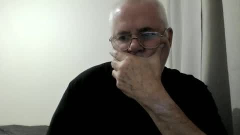 Snapshot of baker242 chatting on 11, 11, 2025 Baker242 online show from 11, 11, 2025