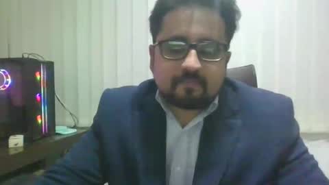 Ballbusting Slave online show from 12, 12, 2024