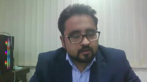 Ballbusting Slave online show from 17, 12, 2024