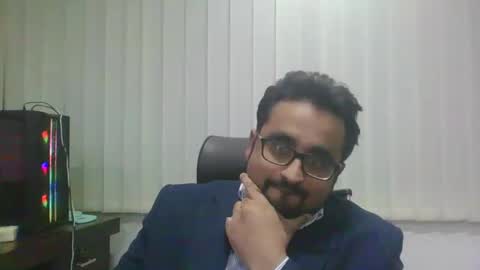 Ballbusting Slave online show from 18, 12, 2024