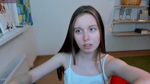 Snapshot of bam_bi chatting on 4, 10, 2025 Kira online show from 4, 10, 2025