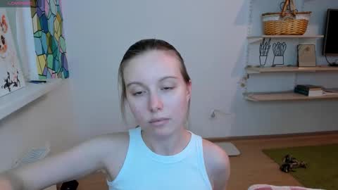 Snapshot of bam_bi chatting on 14, 10, 2025 Kira online show from 14, 10, 2025