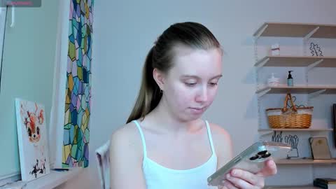 Snapshot of bam_bi chatting on 16, 10, 2025 Kira online show from 16, 10, 2025