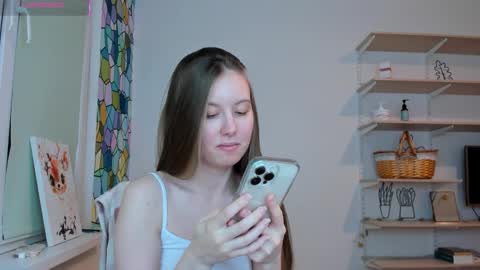 Snapshot of bam_bi chatting on 19, 10, 2025 Kira online show from 19, 10, 2025