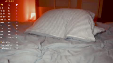 Snapshot of bambi______ chatting on 12, 3, 2025 fae online show from 12, 3, 2025