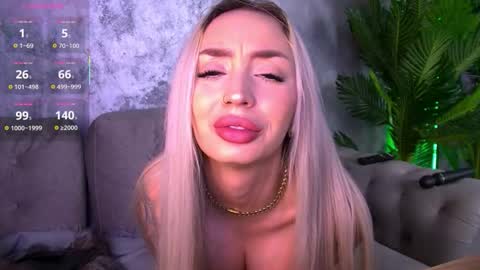 Snapshot of bambikayy chatting on 19, 11, 2025 Bambi online show from 19, 11, 2025