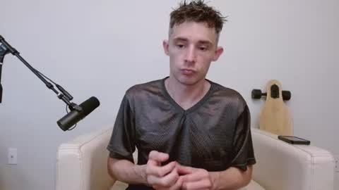 Snapshot of bananacurvesleft chatting on 25, 6, 2026 bananacurvesleft online show from 25, 6, 2026