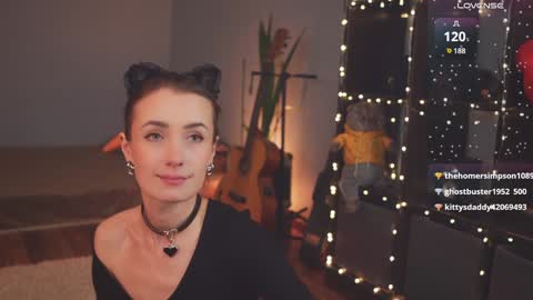 Snapshot of bananya_kitty chatting on 8, 2, 2025 Ellen and online show from 8, 2, 2025