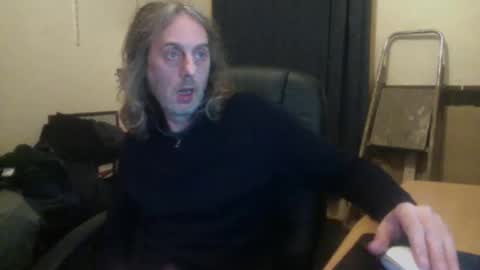 Snapshot of bangintoleather chatting on 22, 11, 2025 bangintoleather online show from 22, 11, 2025