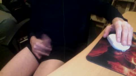 Snapshot of bangintoleather chatting on 17, 12, 2025 bangintoleather online show from 17, 12, 2025