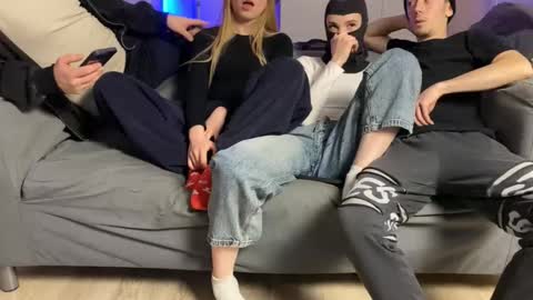 Snapshot of bannyfo chatting on 8, 1, 2026 Kira and Egor online show from 8, 1, 2026