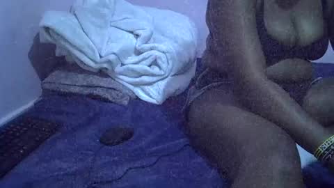 Snapshot of bantubaby chatting on 24, 11, 2025 bantubaby online show from 24, 11, 2025