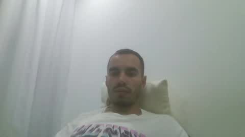 Snapshot of bape42 chatting on 18, 12, 2025 Bape online show from 18, 12, 2025