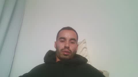 Snapshot of bape42 chatting on 19, 12, 2025 Bape online show from 19, 12, 2025