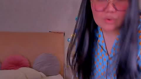 Barbie Kim online show from 13, 12, 2024