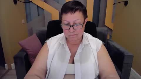 Snapshot of barbaraturners chatting on 6, 1, 2025 barbaraturners online show from 6, 1, 2025
