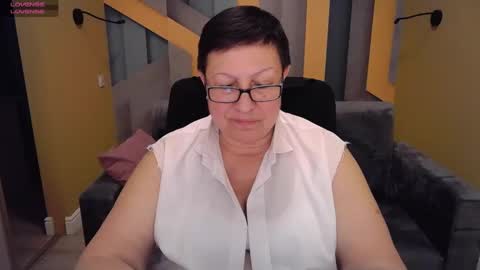 Snapshot of barbaraturners chatting on 1, 2, 2025 barbaraturners online show from 1, 2, 2025