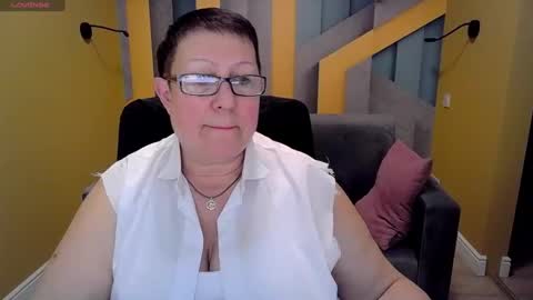 Snapshot of barbaraturners chatting on 7, 3, 2025 barbaraturners online show from 7, 3, 2025