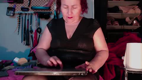 barbaraviciosa online show from 17, 2, 2025