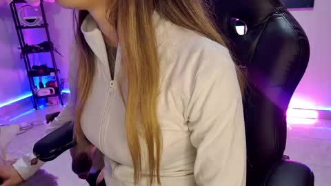 sexy Barbie online show from 3, 5, 2026