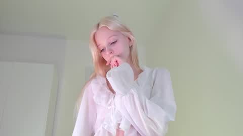 Bella online show from 21, 11, 2025