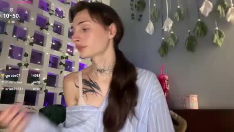 Snapshot of barbie_bi chatting on 15, 1, 2025 My name is Molly. Please say hello I like talking to you. If you have any wishes or obscene desires please use the tip menu online show from 15, 1, 2025