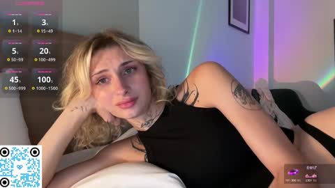 Snapshot of barbie_bi chatting on 13, 10, 2025 My name is Molly. Please say hello I like talking to you. If you have any wishes or obscene desires please use the tip menu online show from 13, 10, 2025