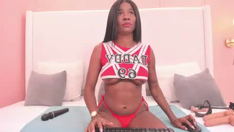 Snapshot of barbie_ebony_ chatting on 19, 7, 2026 Nicolle online show from 19, 7, 2026