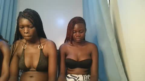 Snapshot of barbie_queen2 chatting on 3, 12, 2025 queen online show from 3, 12, 2025