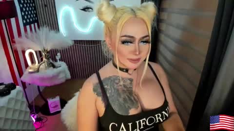 Miss Alexa Fields  online show from 11, 9, 2025