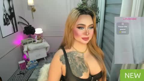 Miss Alexa Fields  online show from 29, 7, 2026