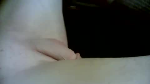 Snapshot of barenaked07 chatting on 5, 12, 2024 barenaked07 online show from 5, 12, 2024