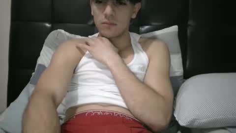 Snapshot of barraza6230 chatting on 2, 1, 2025 barraza6230 online show from 2, 1, 2025