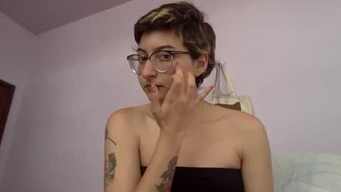 Snapshot of basilbbb chatting on 2, 4, 2026 basil online show from 2, 4, 2026