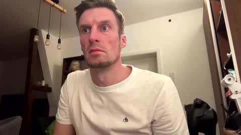 Snapshot of basst23 chatting on 11, 2, 2025 basst23 online show from 11, 2, 2025