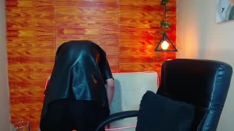 Bastian online show from 17, 1, 2025