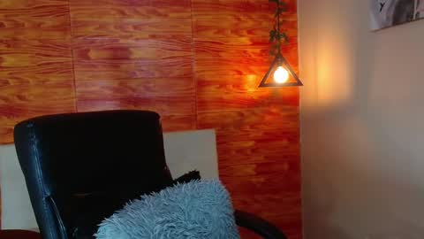 Bastian online show from 18, 2, 2025