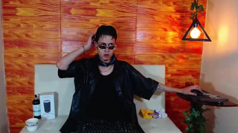 Bastian online show from 8, 3, 2025