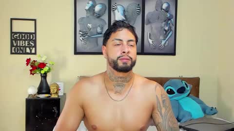 Snapshot of bastian_jones1 chatting on 10, 3, 2025 bastian_jones1 online show from 10, 3, 2025