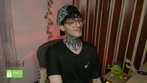 Snapshot of bastiel_ chatting on 14, 10, 2025 Bastiel online show from 14, 10, 2025