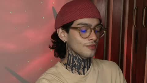 Snapshot of bastiel_ chatting on 30, 5, 2026 Bastiel online show from 30, 5, 2026